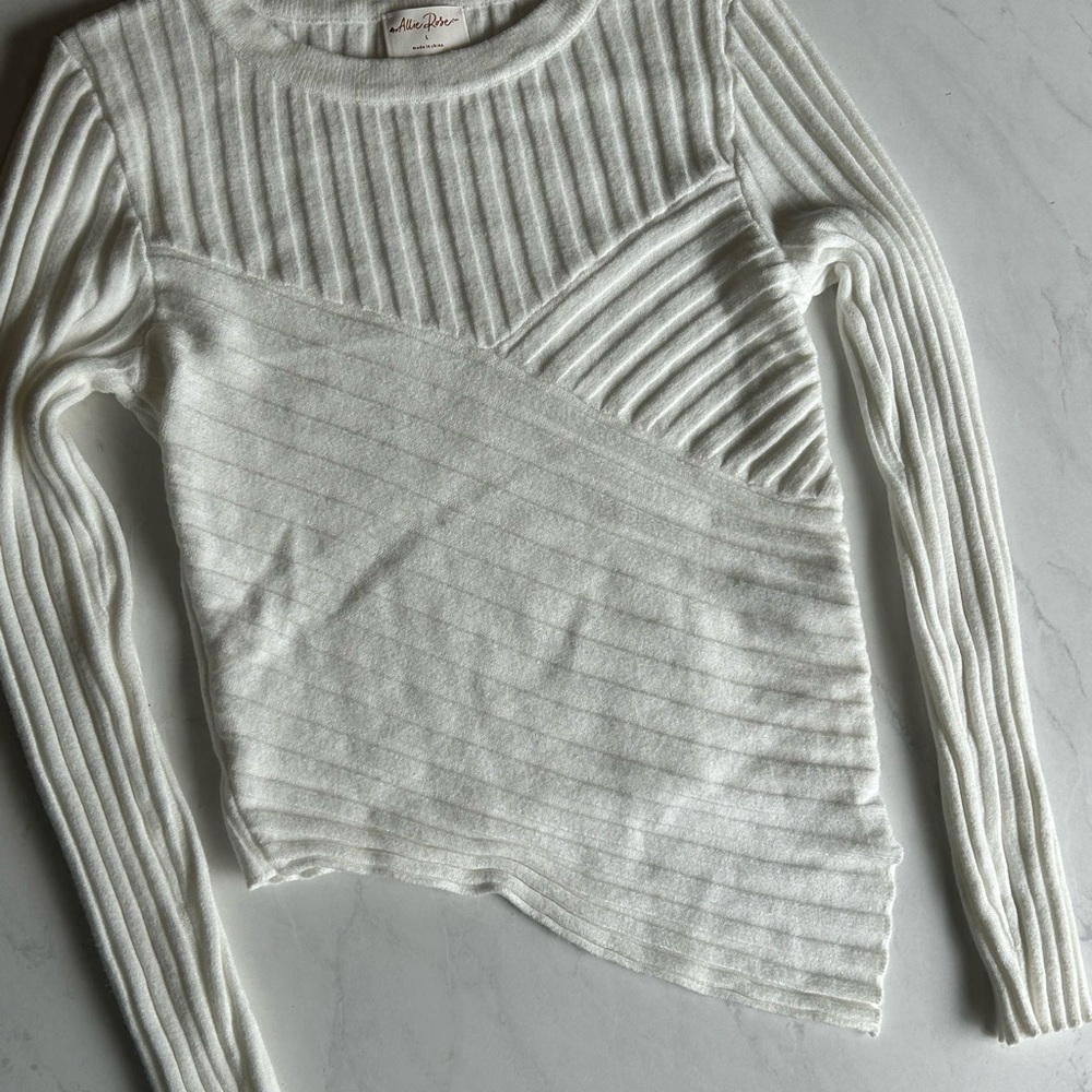 Chic White Ribbed Sweater - Picture 9 of 11